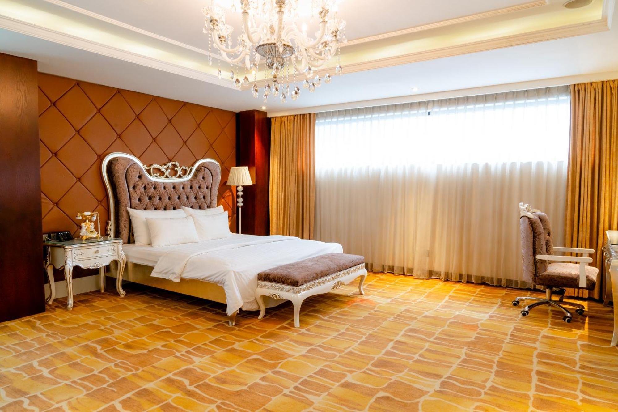 Hoang Trieu Hotel Ho Chi Minh-staden Exteriör bild